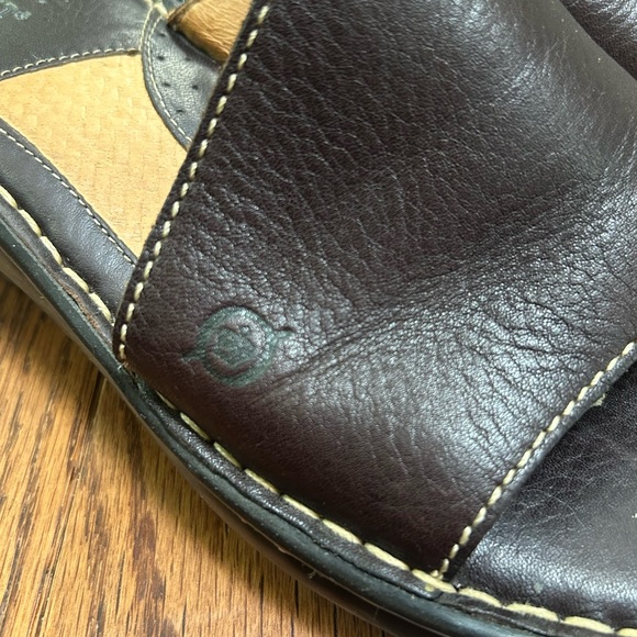 Born Dark Brown Leather Slide Wedge Sandals - size 8 - Picture 7 of 10